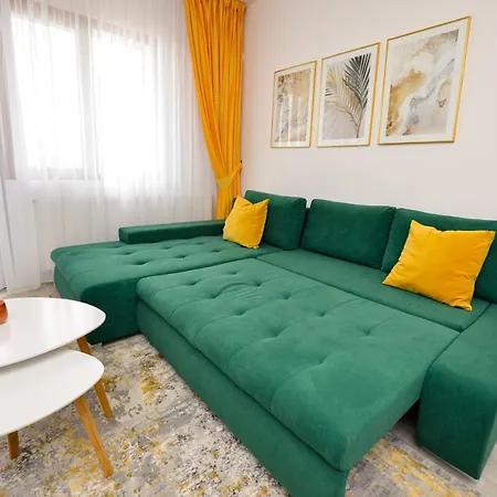 Sofia Cozy - Underground Private Parking Apartment *