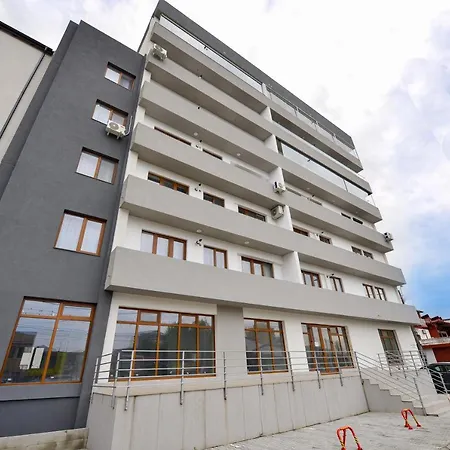 Sofia Cozy - Underground Private Parking Apartment *