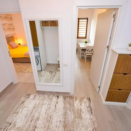 Sofia Cozy - Underground Private Parking Apartment