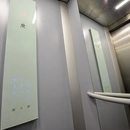 Apartment Sofia Cozy - Underground Private Parking *